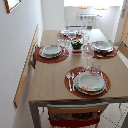 Granny House Apartment *